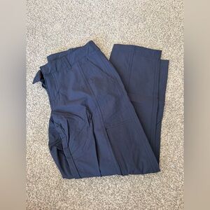 Kirkland Capri Travel Pants